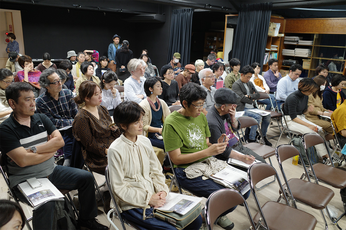 シンポジウム「沖縄における芸術祭について」会場の様子